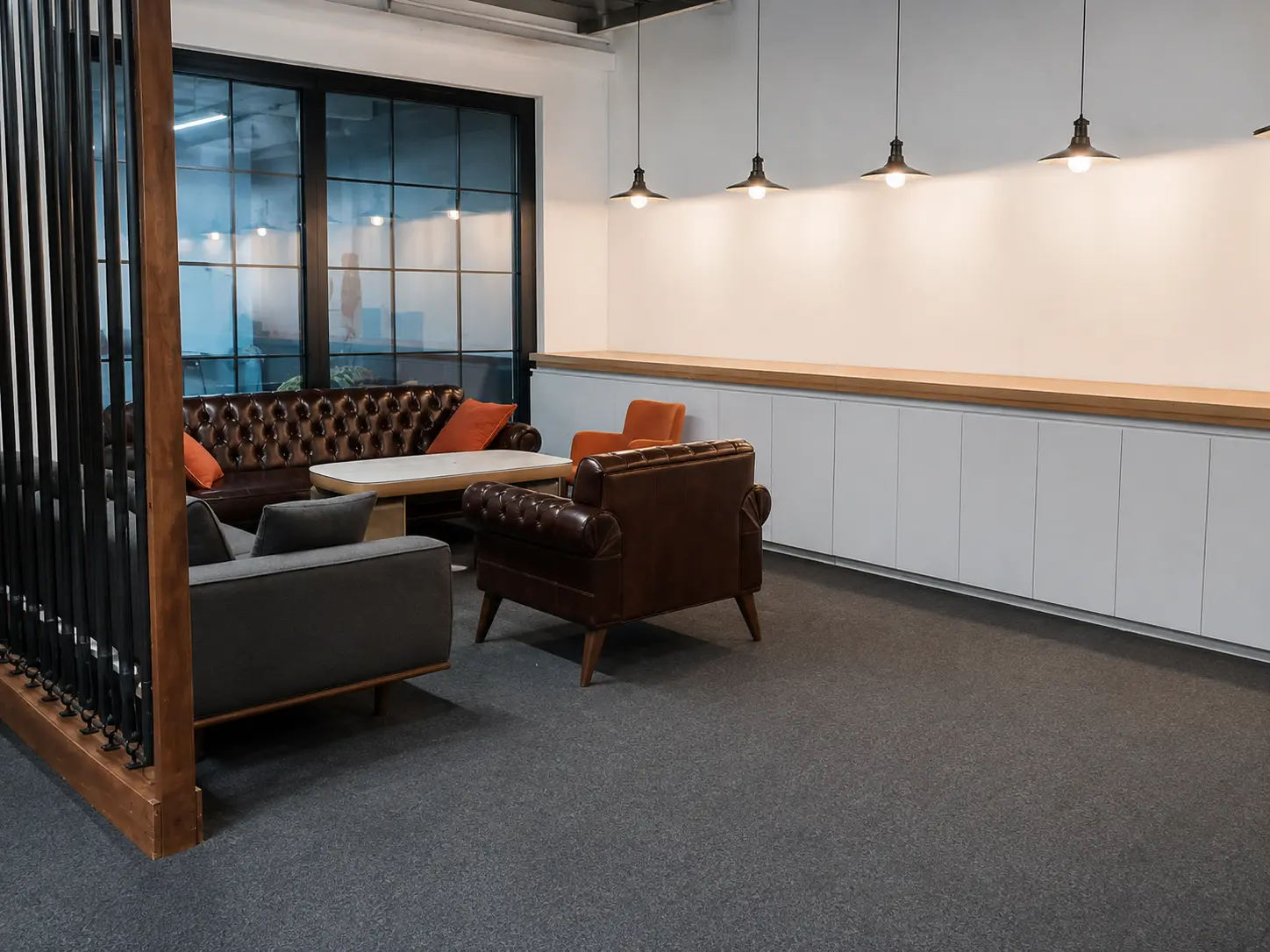Commercial and office cleaning in London